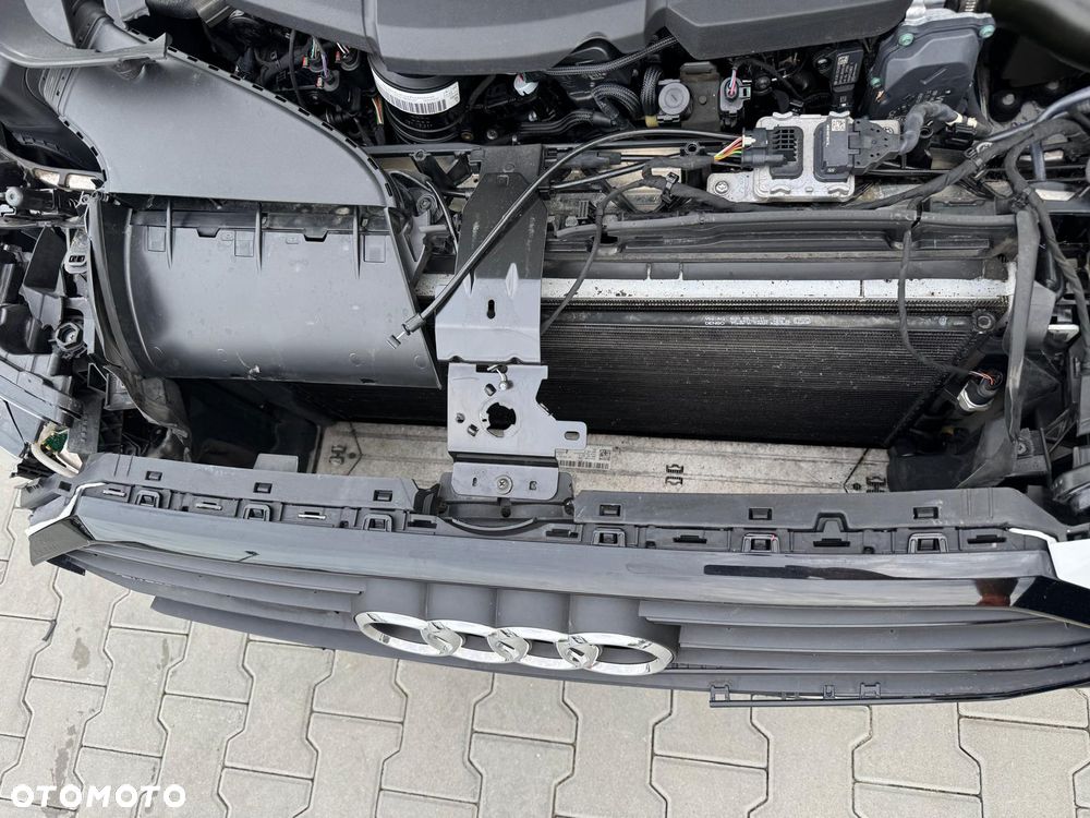 Audi A6 Avant 45 TDI quattro S tronic S line - 30