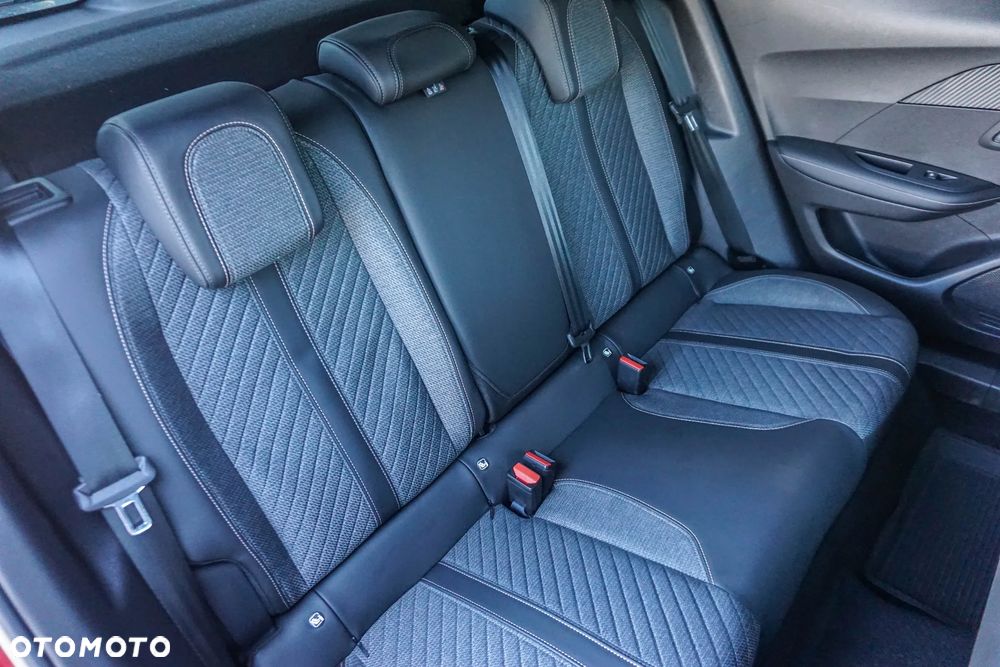 Peugeot 2008 1.2 PureTech Allure S&S - 35