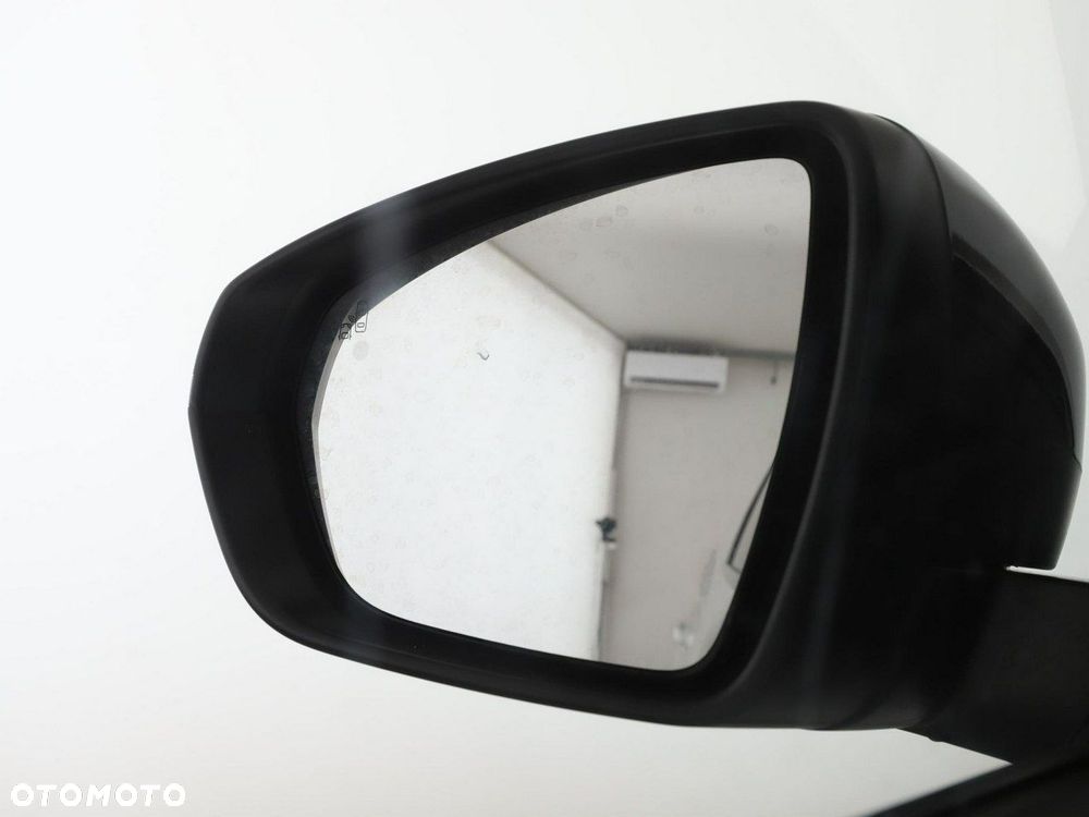 Peugeot 5008 BlueHDi 130 EAT8 GT - 37