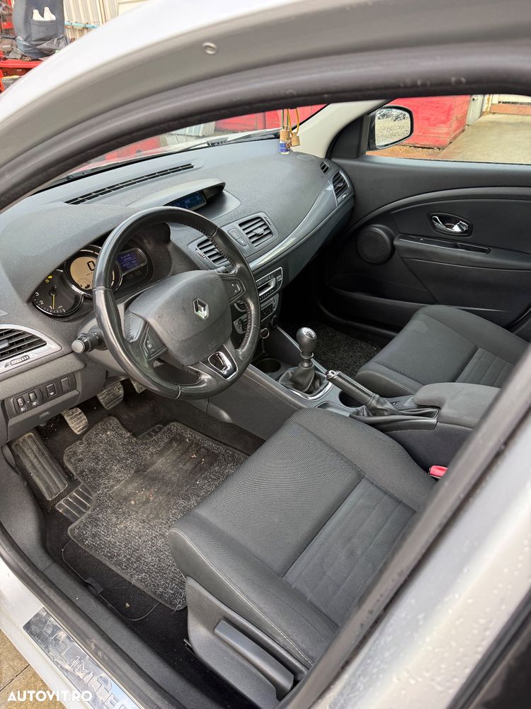Renault Megane - 5