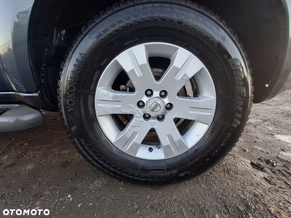 Nissan Pathfinder 2.5 DCi Comfort / XE - 10