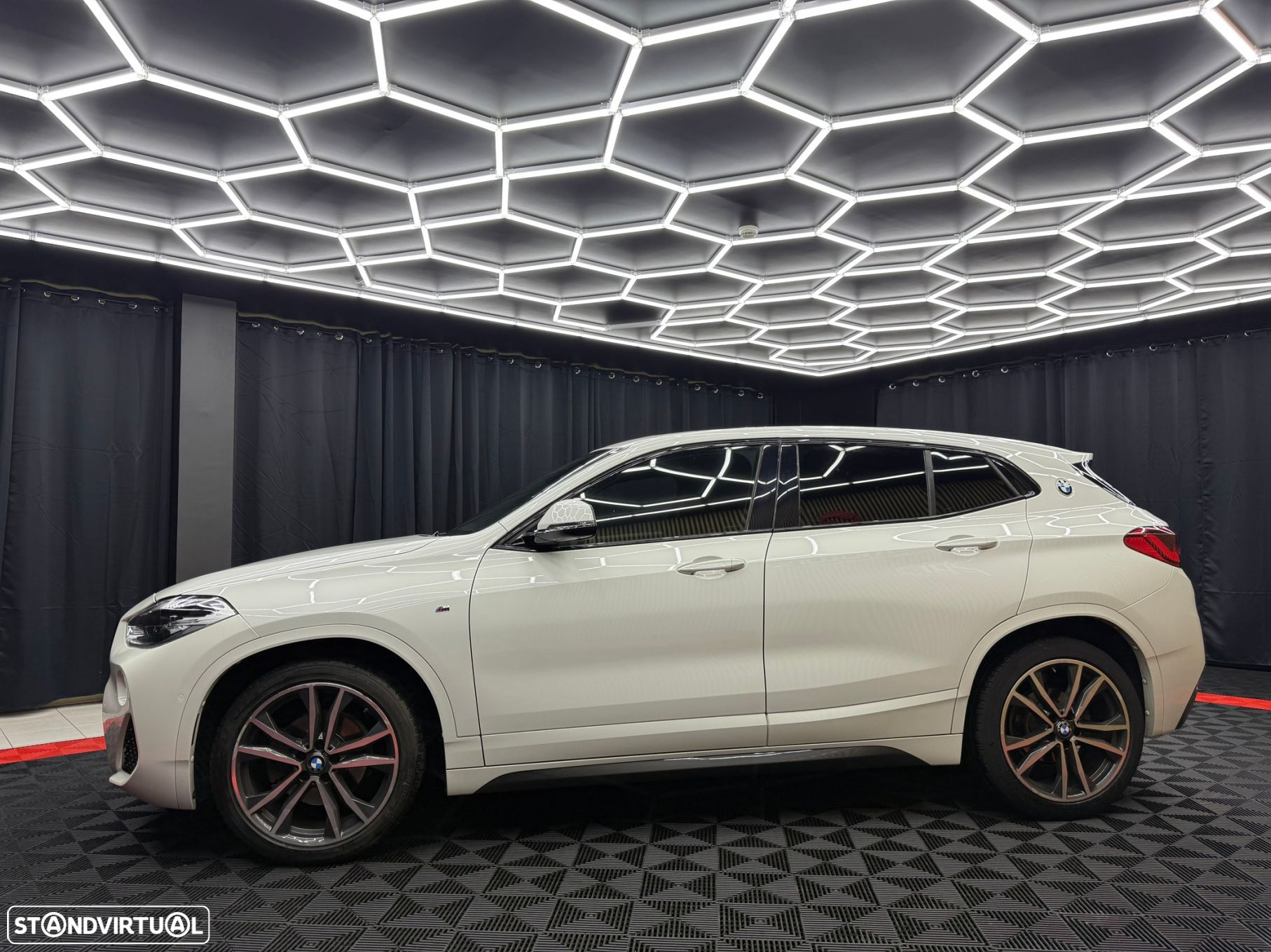BMW X2 18 d xDrive Auto Pack M - 12