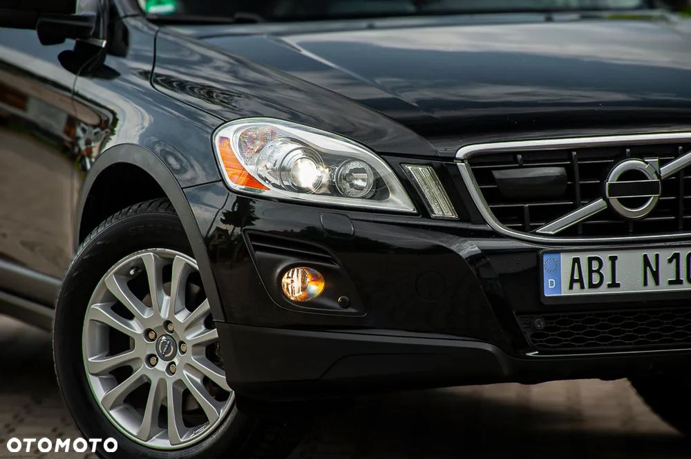 Volvo XC 60 D5 AWD - 8