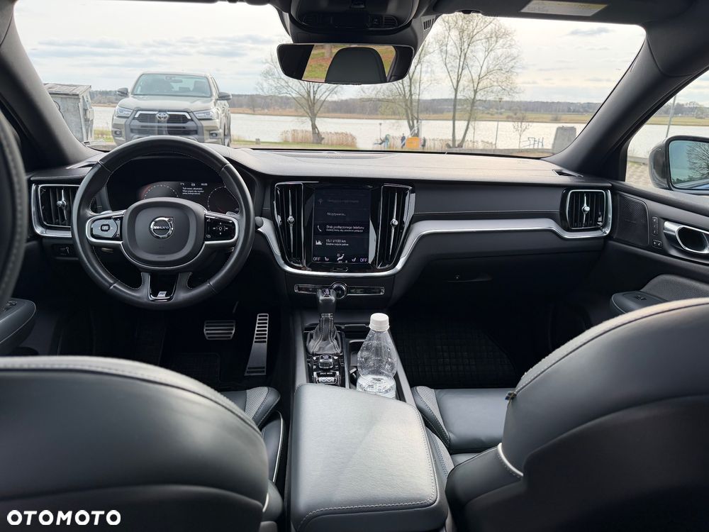 Volvo S60 T6 AWD Geartronic RDesign - 39