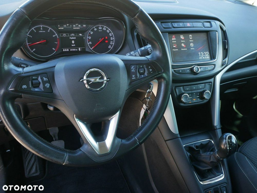 Opel Zafira - 14