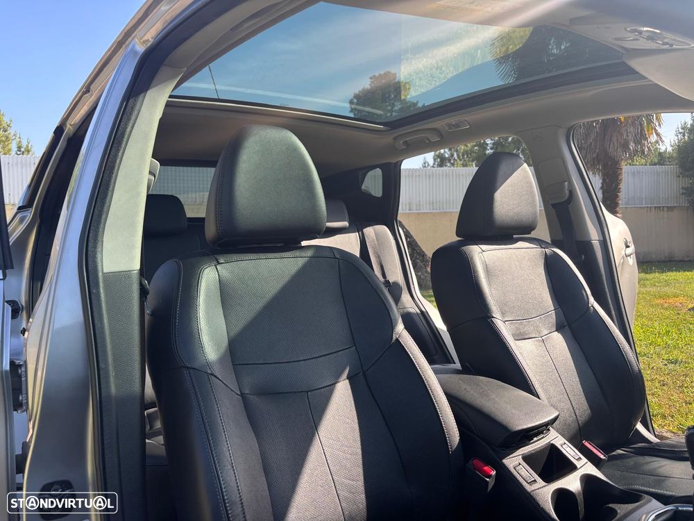 Nissan Qashqai 1.6 dCi N-Connecta RS+PS - 11