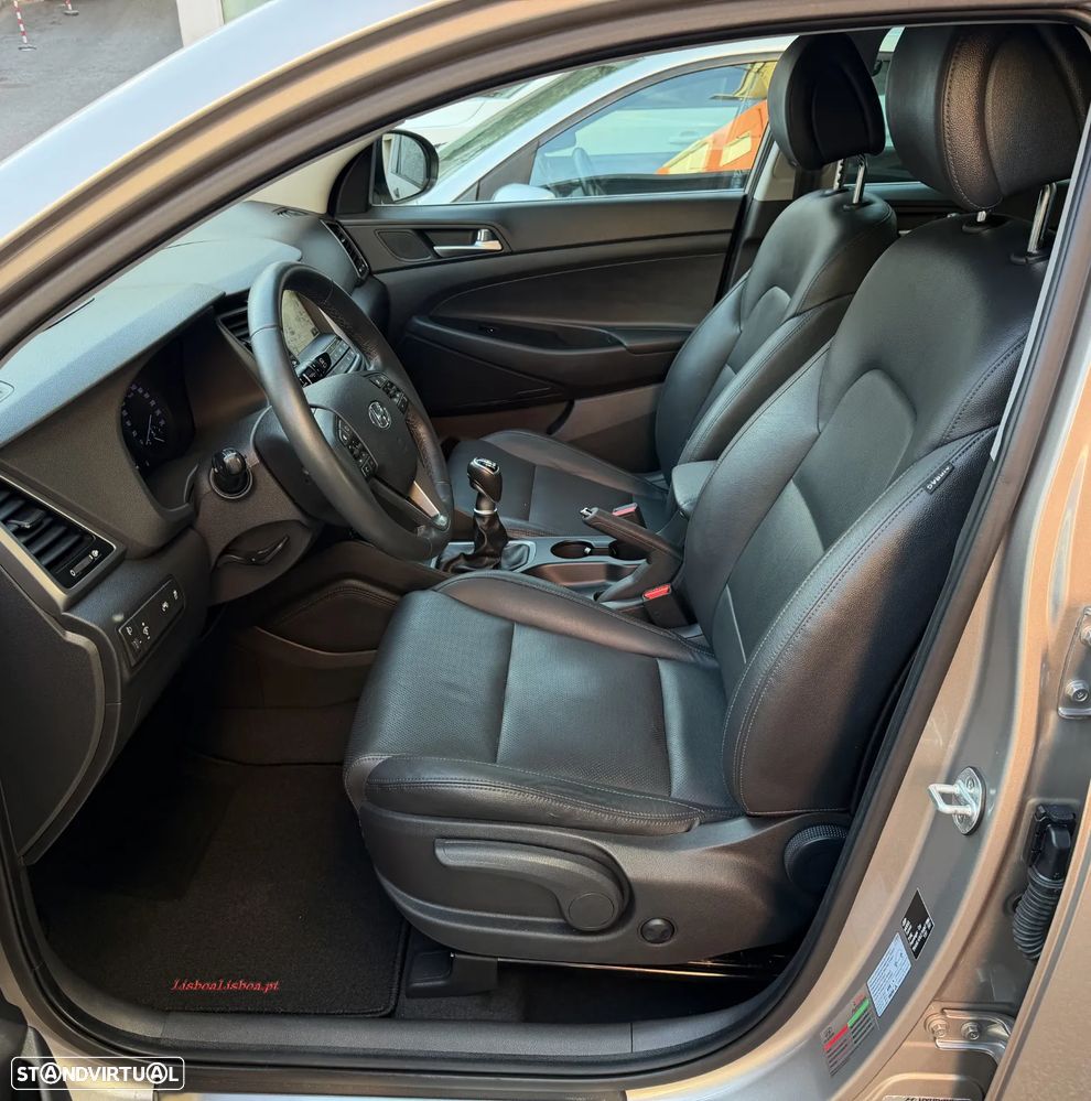 Hyundai Tucson 1.7 CRDi Executive - 14