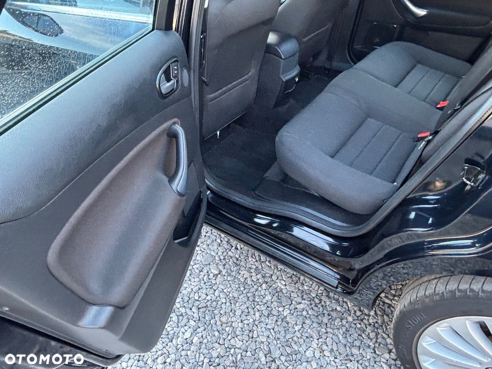 Ford Mondeo 2.0 Viva Titanium - 24