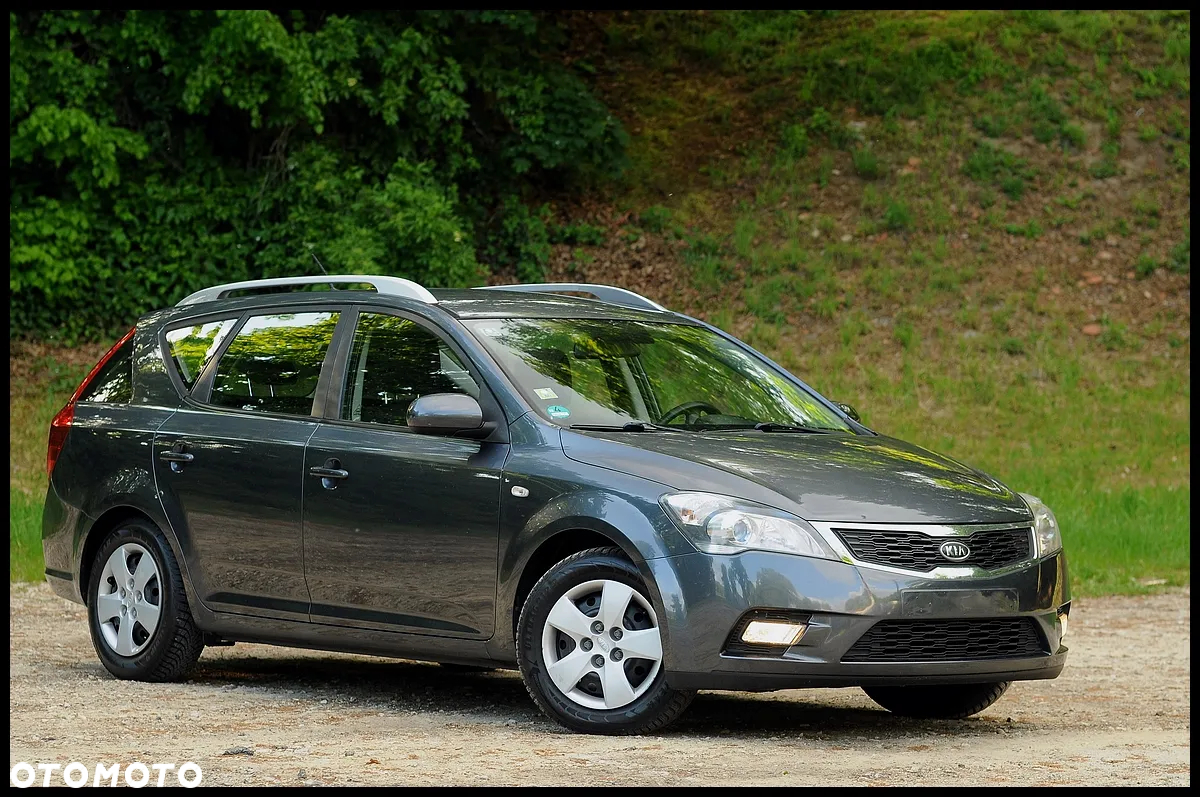 Kia Ceed - 15