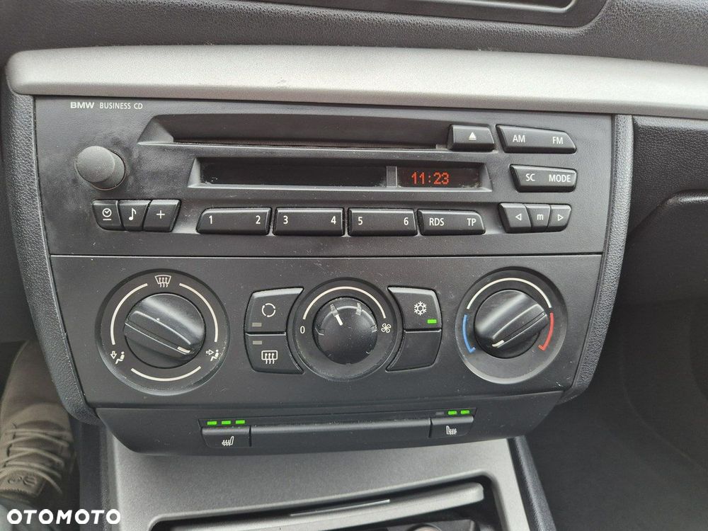 BMW Seria 1 116i - 14