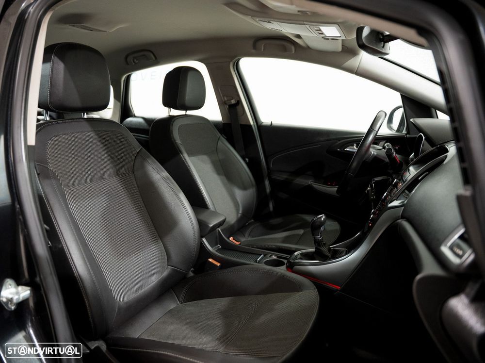 Opel Astra 1.7 CDTI Executive Start/Stop - 11