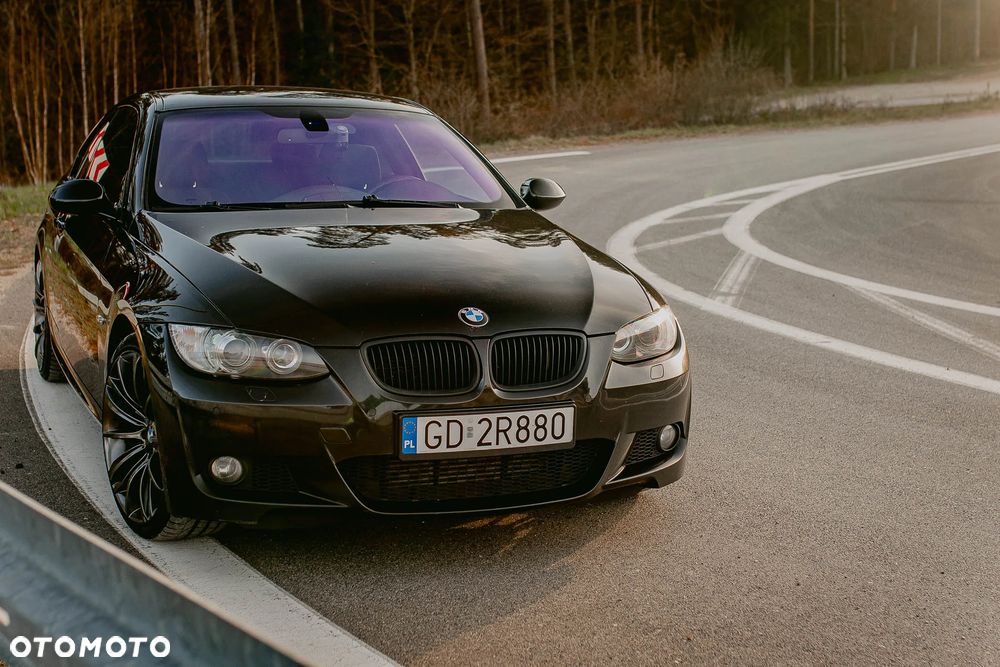 BMW Seria 3 330d - 24