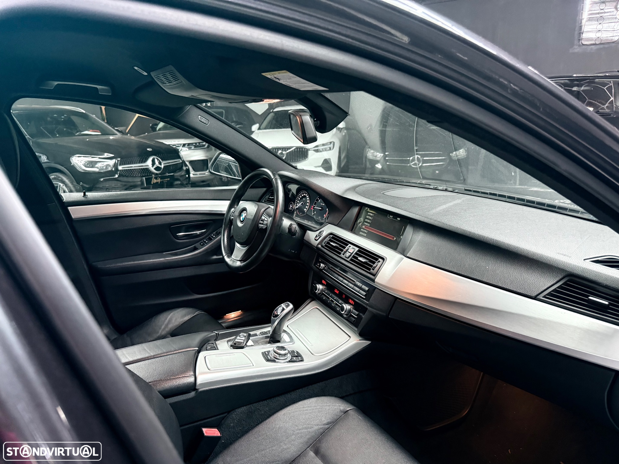 BMW 520 d Line Luxury Auto - 10
