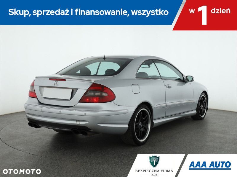 Mercedes-Benz CLK - 6