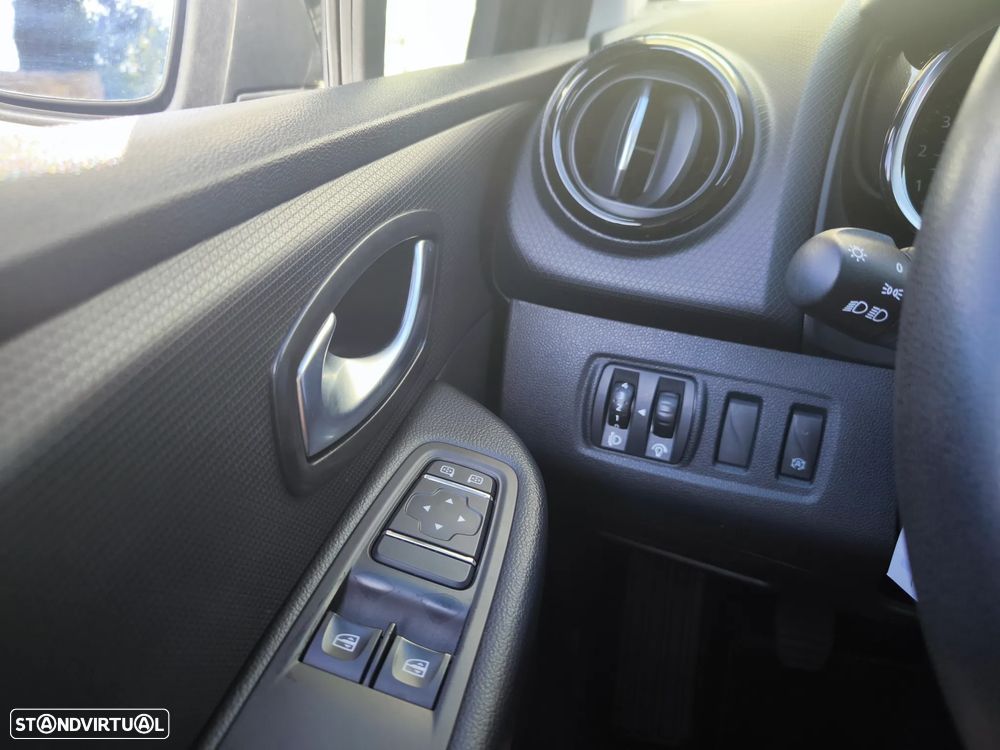 Renault Clio Sport Tourer - 17