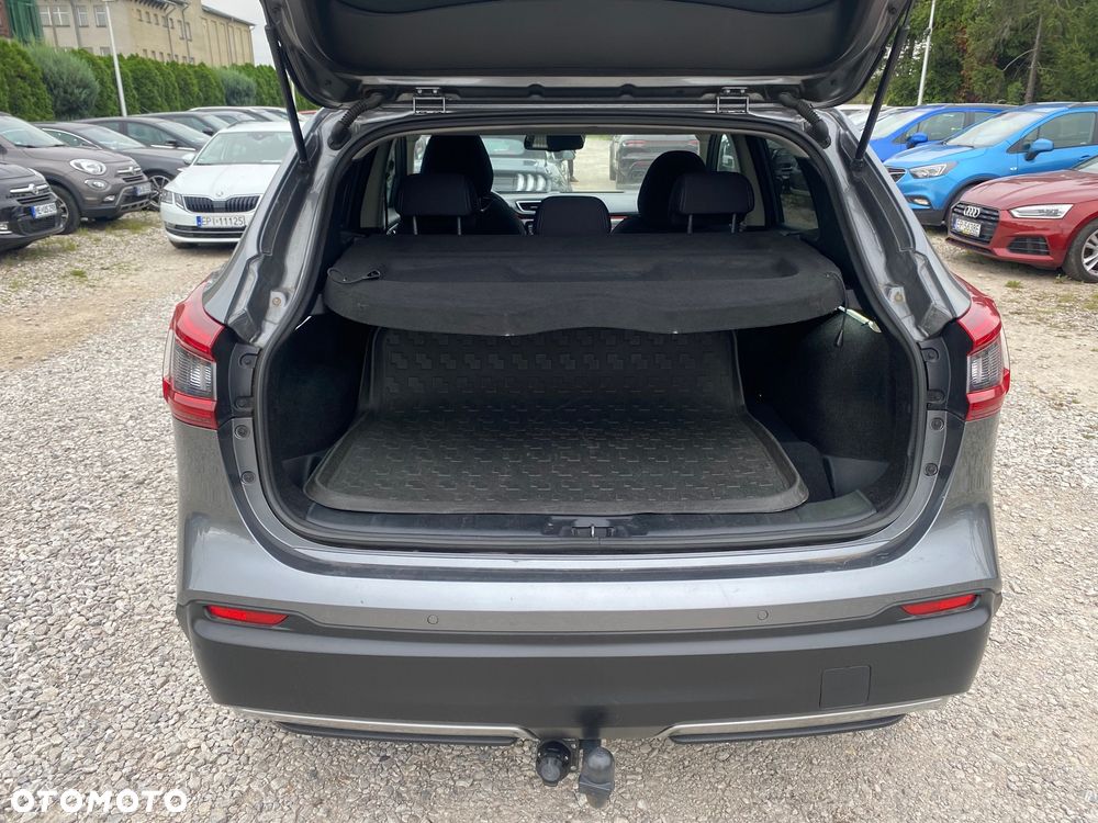 Nissan Qashqai 1.6 DIG-T N-Connecta - 33