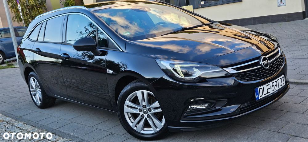 Opel Astra 1.6 D (CDTI) Start/Stop Dynamic - 21