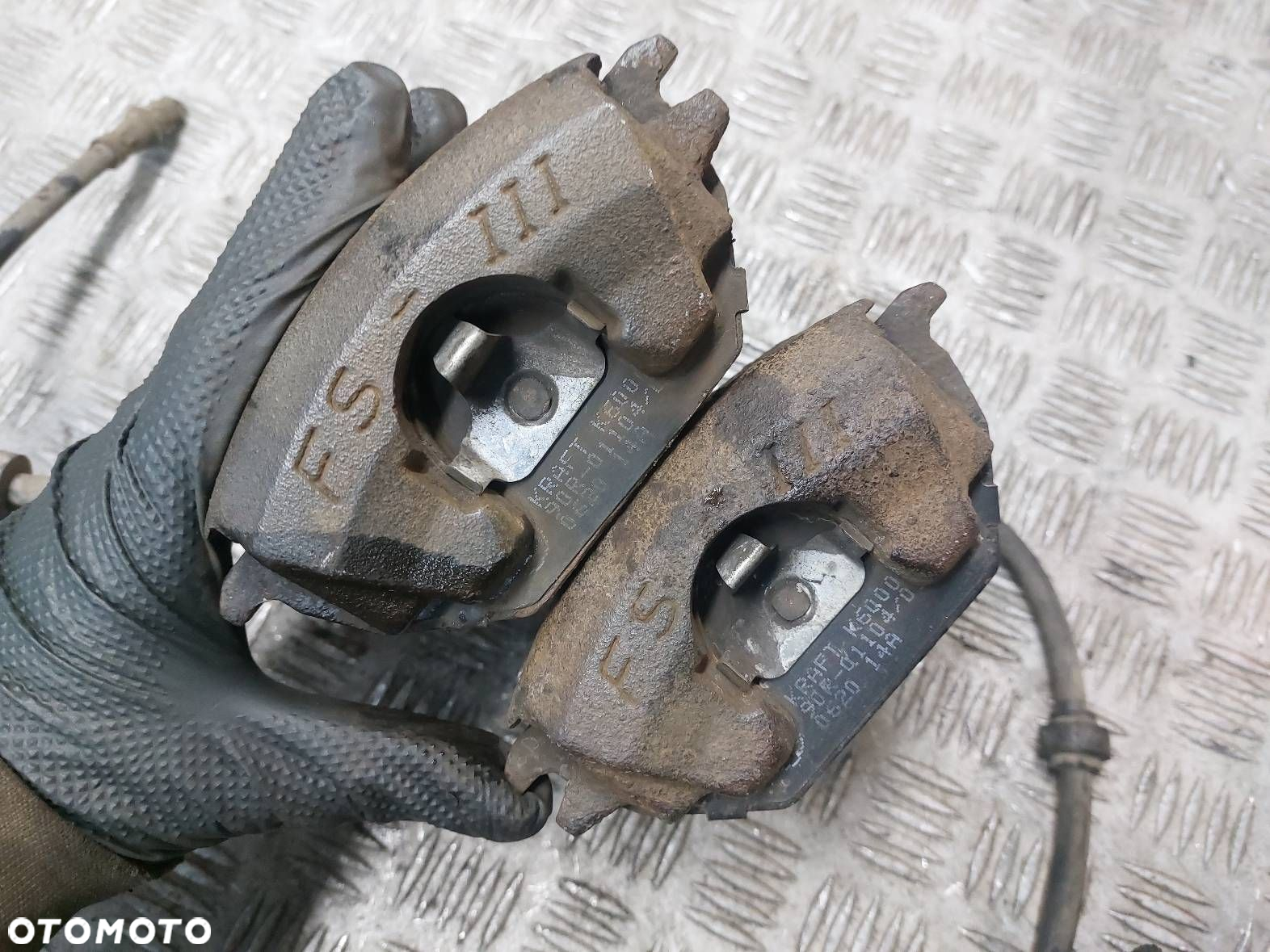 TARCZE HAMULCOWE PRZÓD + KLOCKI + ZACISKI SEAT LEON I 1.6 16V - 9