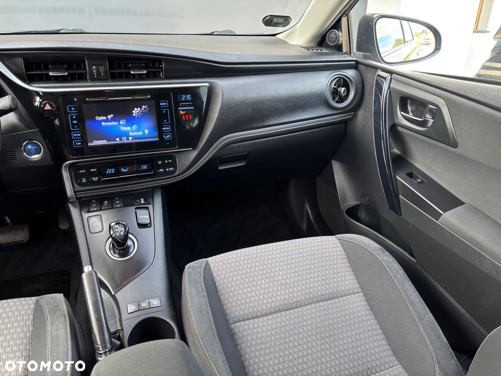 Toyota Auris 1.8 Travel - 8