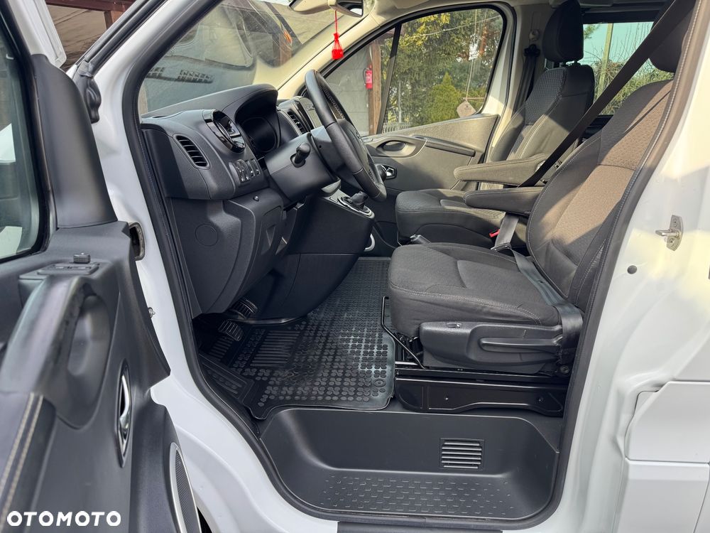 Opel Vivaro - 17