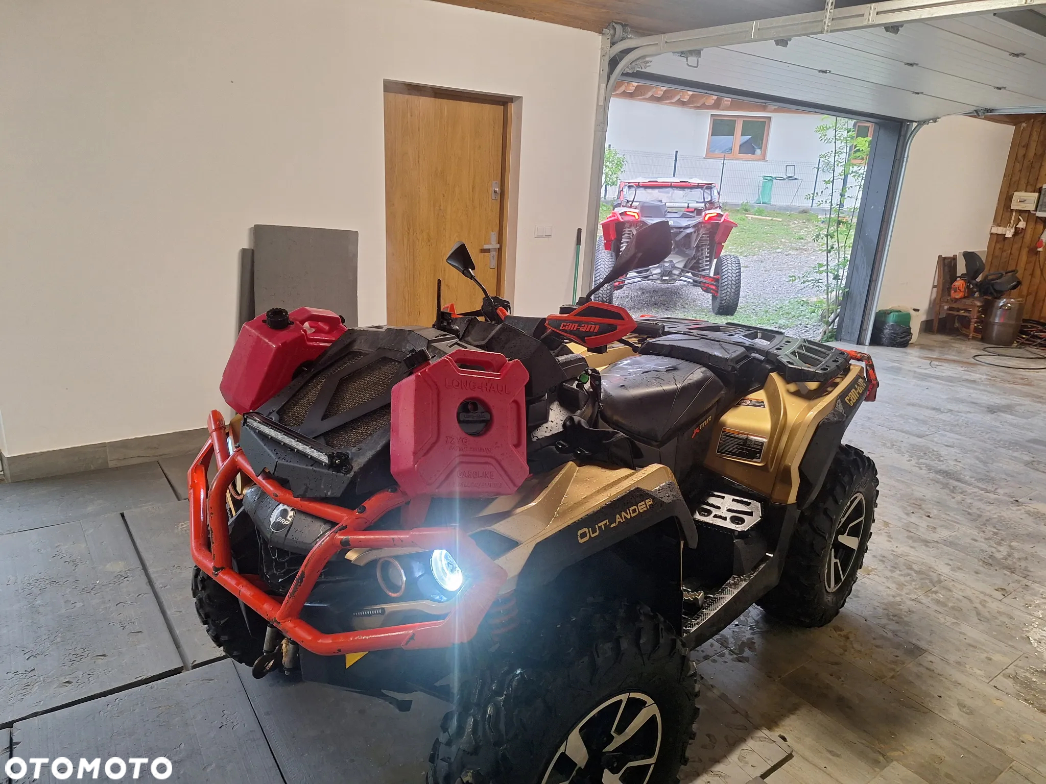 Can-Am Outlander Max - 2