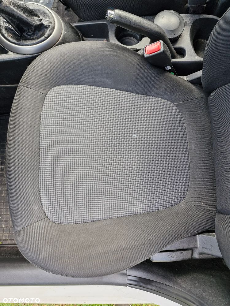 Hyundai i20 - 35