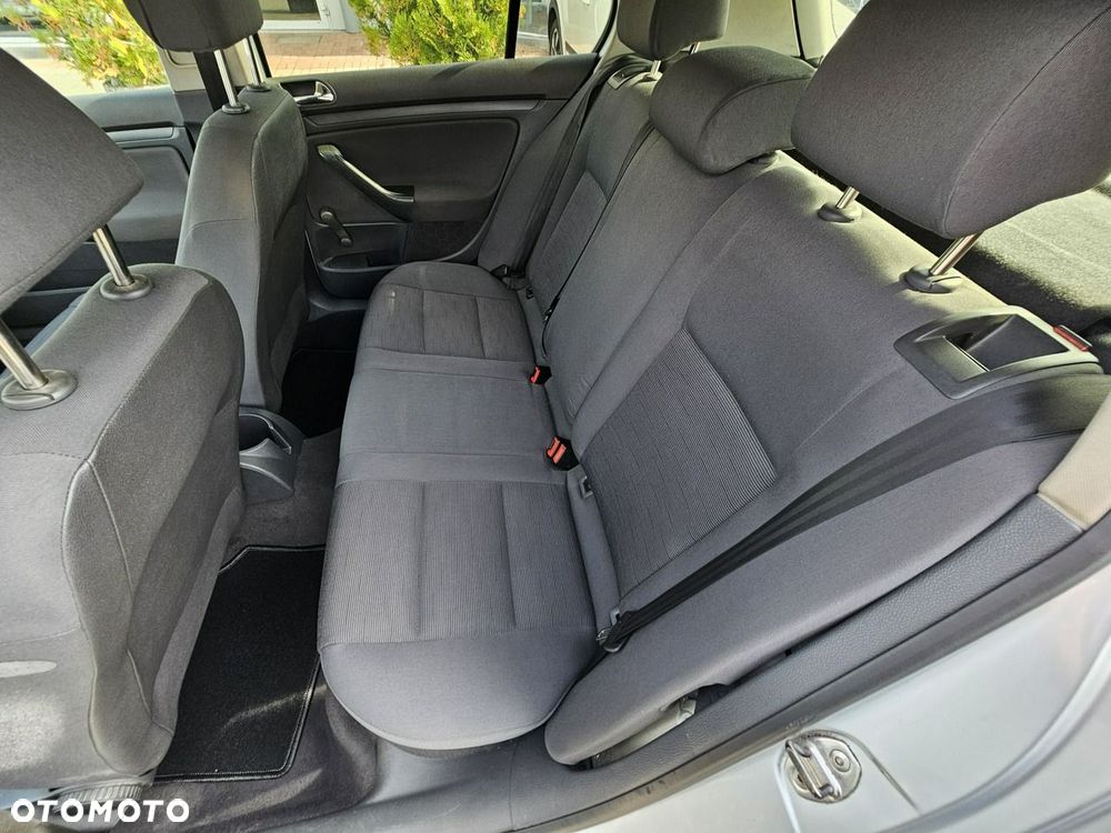 Volkswagen Golf 1.9 TDI DPF Edition - 14