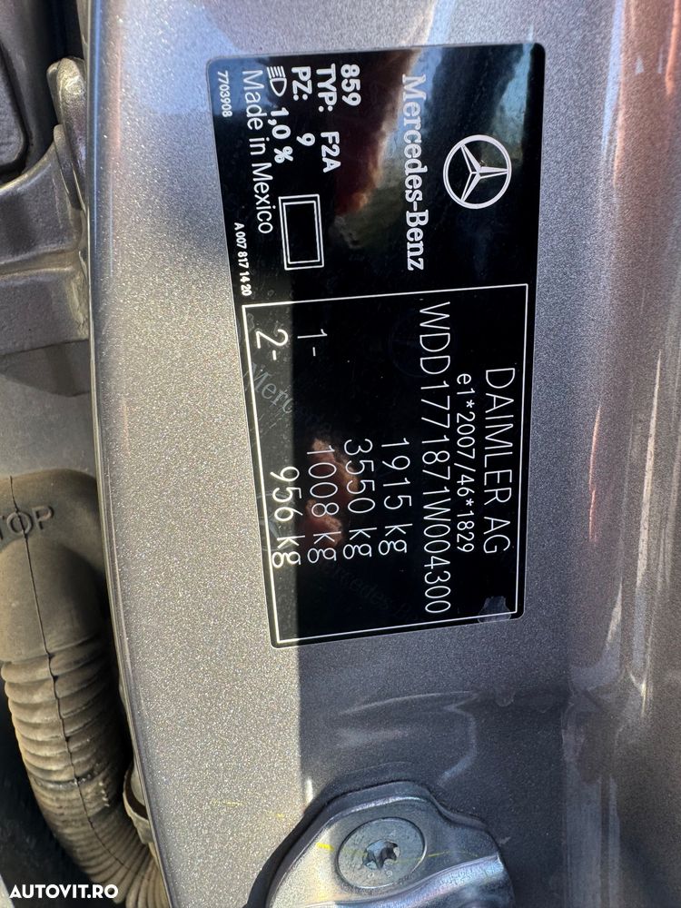 Mercedes-Benz A ver-200-7g--dct-amg-line - 24