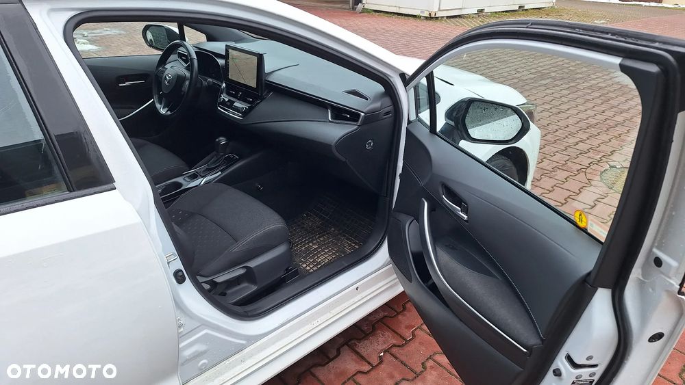 Toyota Corolla 1.8 Hybrid Comfort - 27