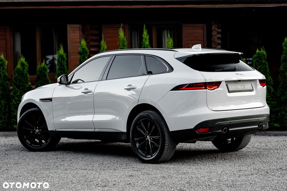 Jaguar F-Pace 25d AWD Prestige - 18