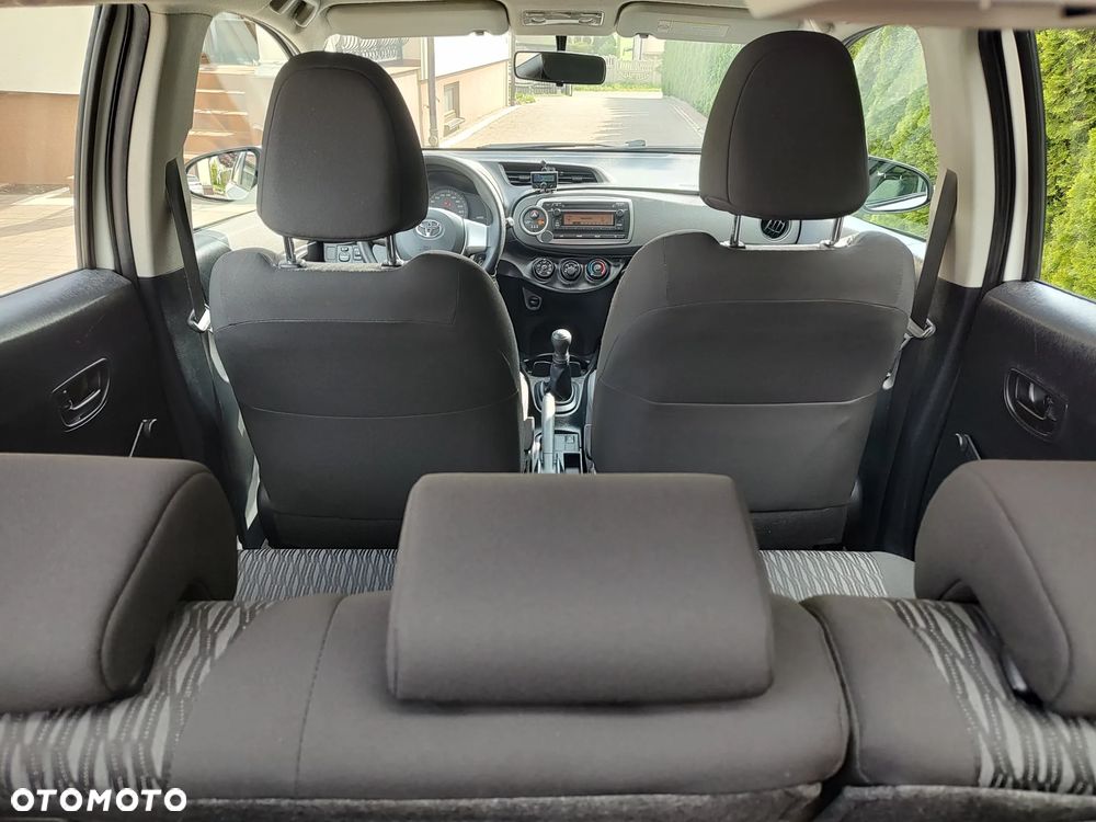 Toyota Yaris - 14
