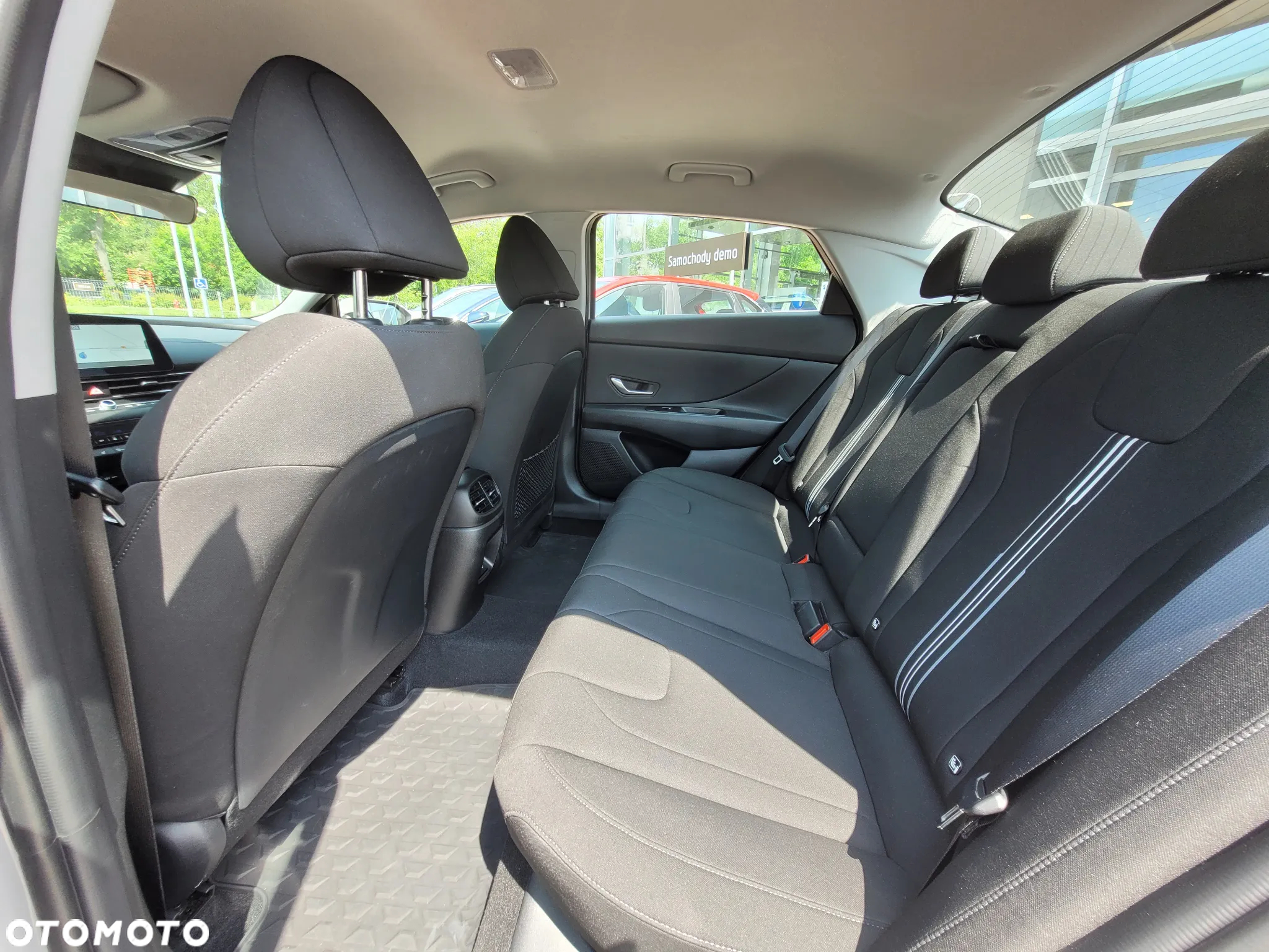 Hyundai Elantra 1.6 Smart CVT - 15