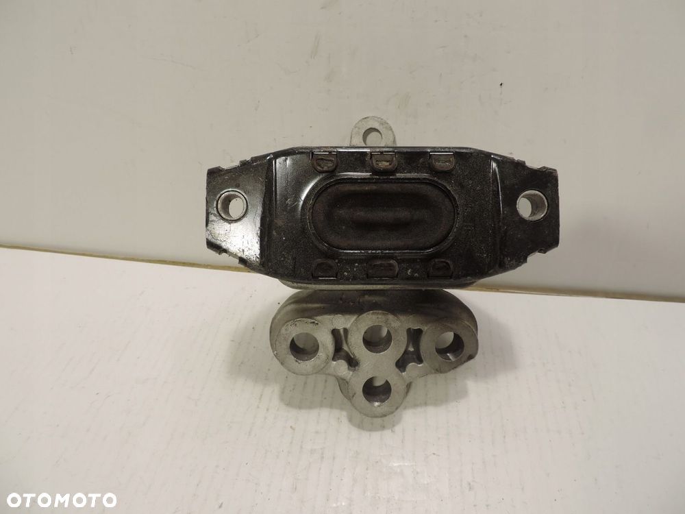 PODUSZKA LAPA SKRZYNI OPEL MOKKA 1.6 CDTI 95324133 - 2