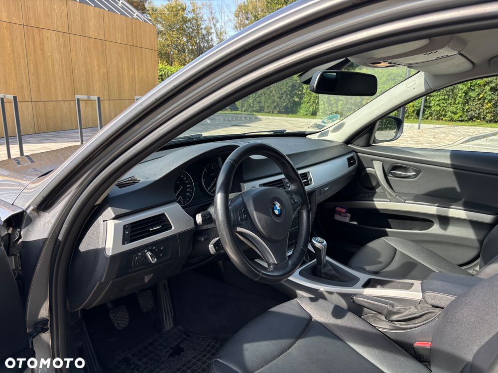 BMW Seria 3 320d xDrive DPF Touring Edition Fleet - 10