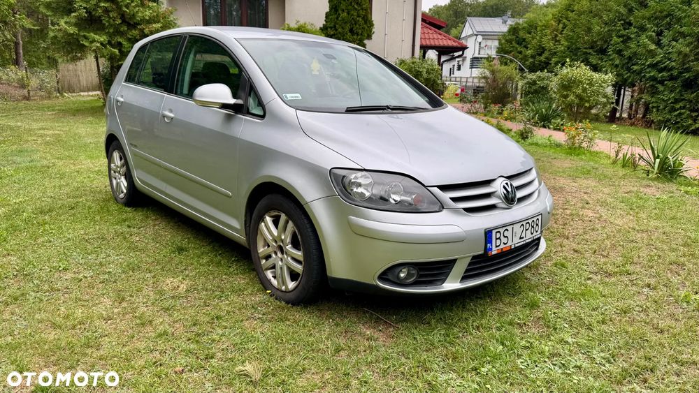 Volkswagen Golf Plus - 1
