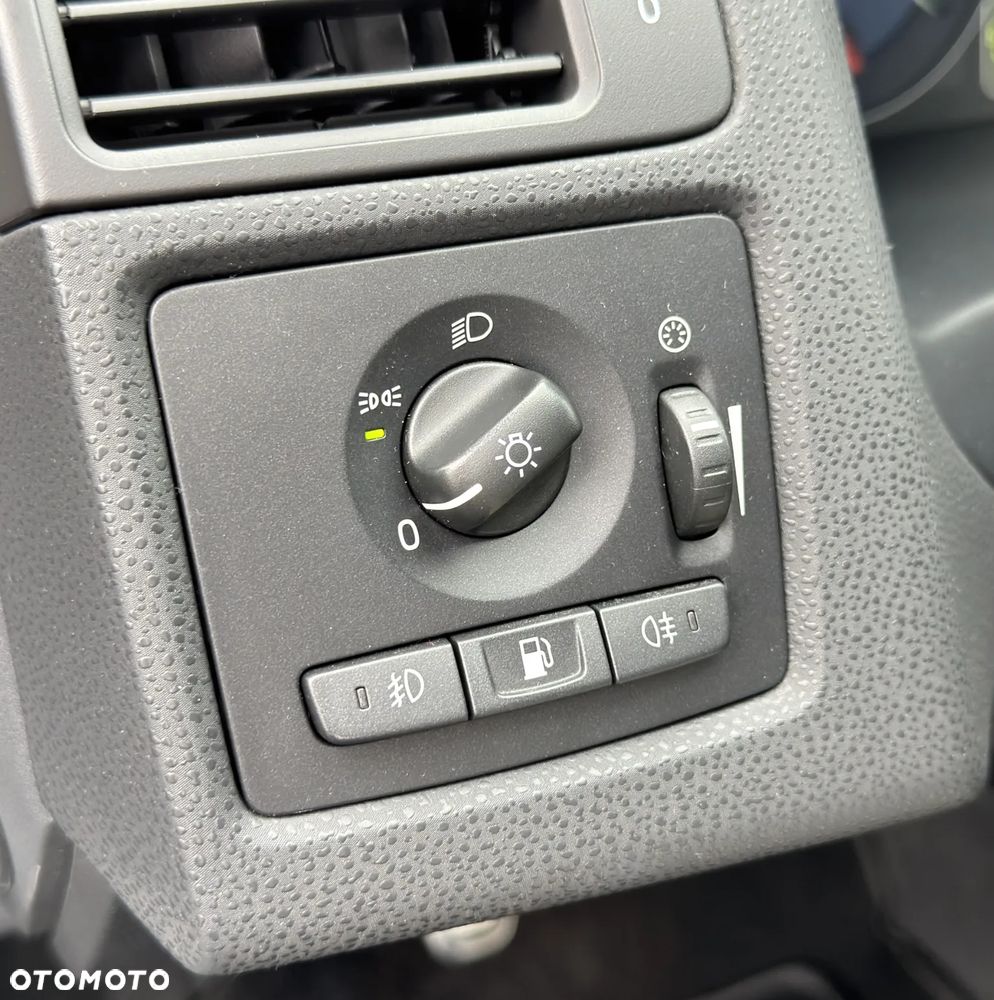 Volvo V50 T5 RDesign - 18