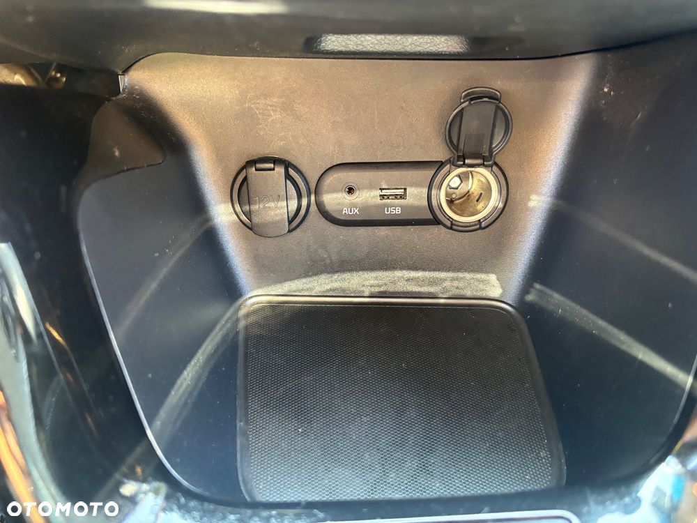 Kia Ceed 1.6 GDI Platinum Edition - 23