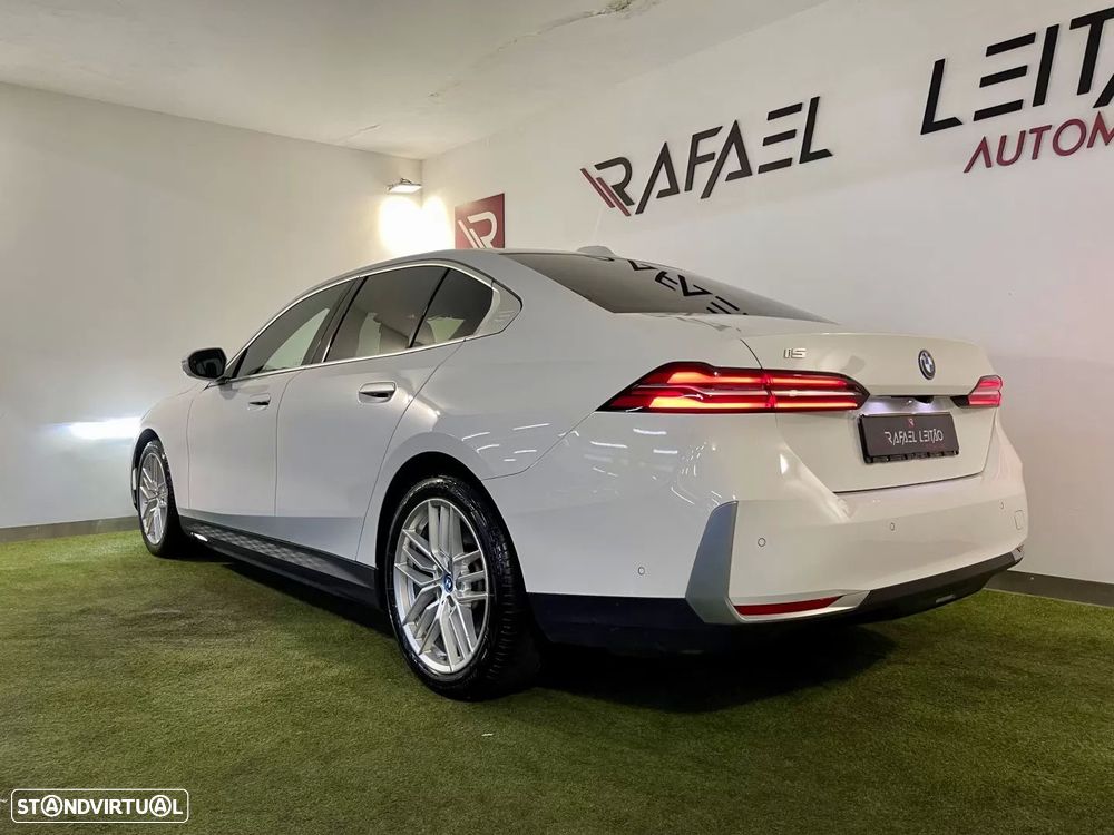 BMW i5 eDrive40 - 10