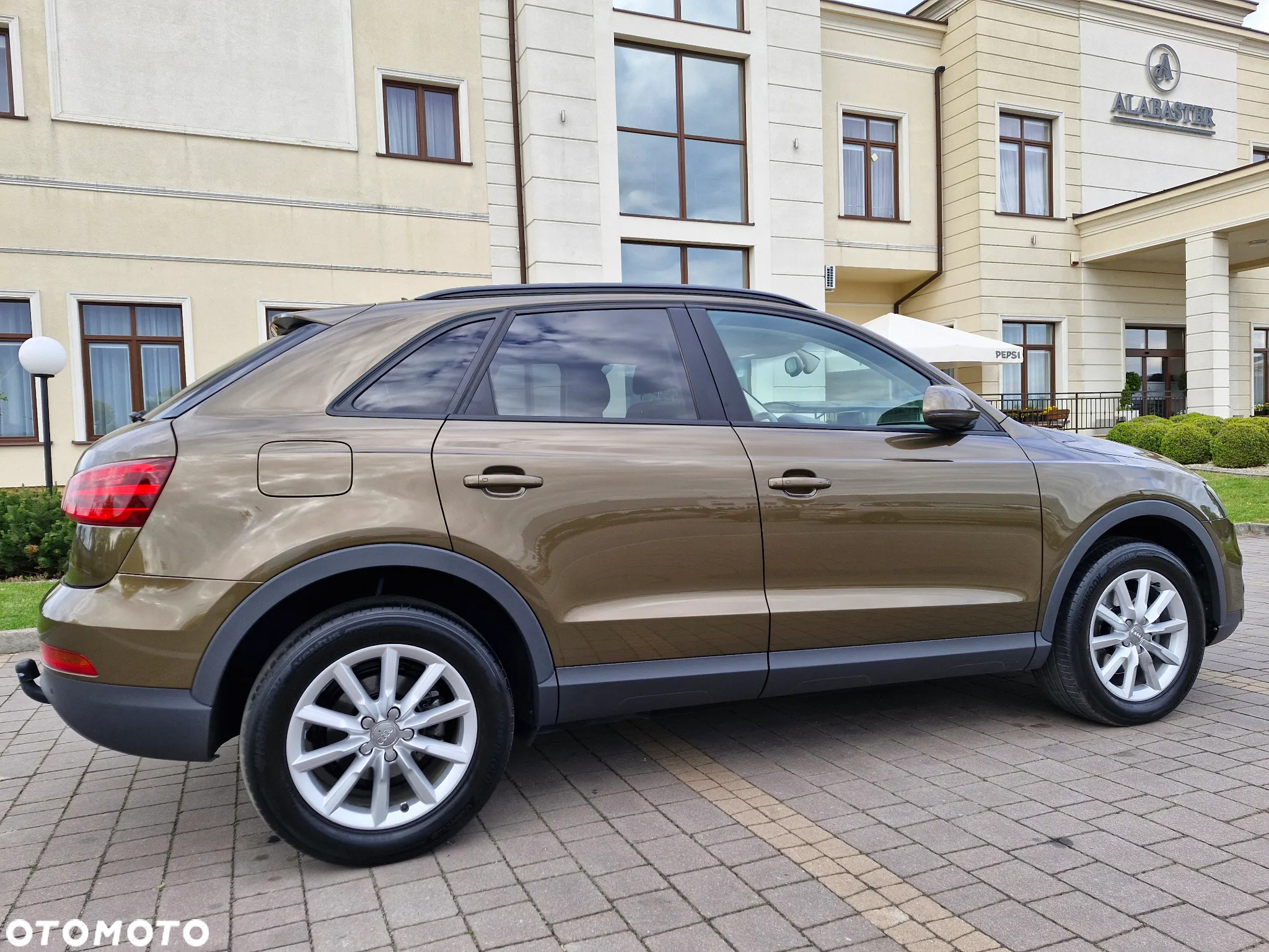 Audi Q3 2.0 TDI Quattro Edycja Specjalna S tronic - 16