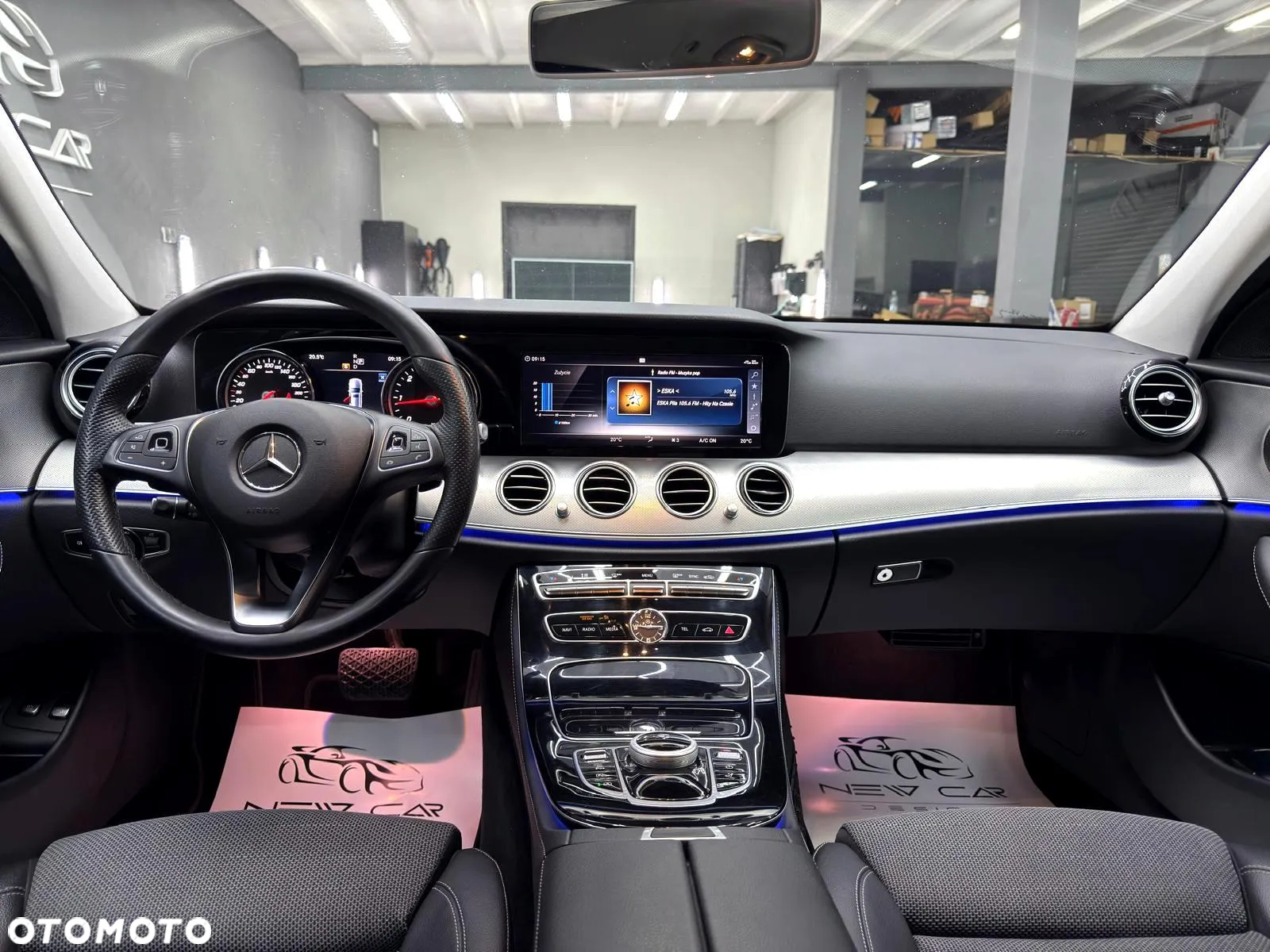 Mercedes-Benz Klasa E 220 d T 9G-TRONIC Avantgarde - 13