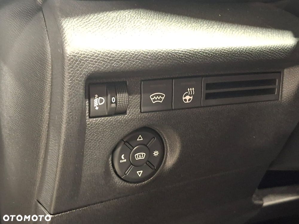 Citroën C4 1.2 mHEV Max eDCT6 - 11