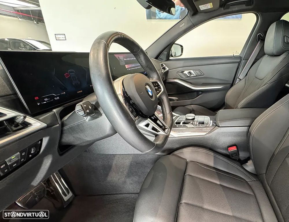BMW 320 d Touring Pack Desportivo M Auto - 8