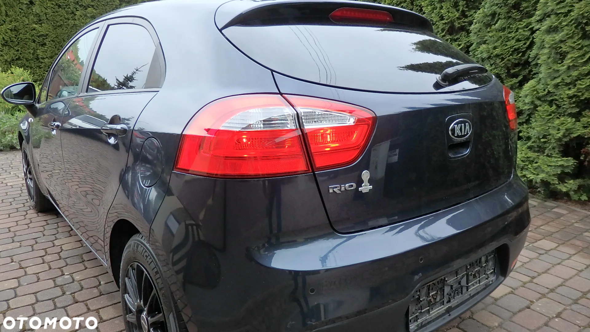 Kia Rio - 28