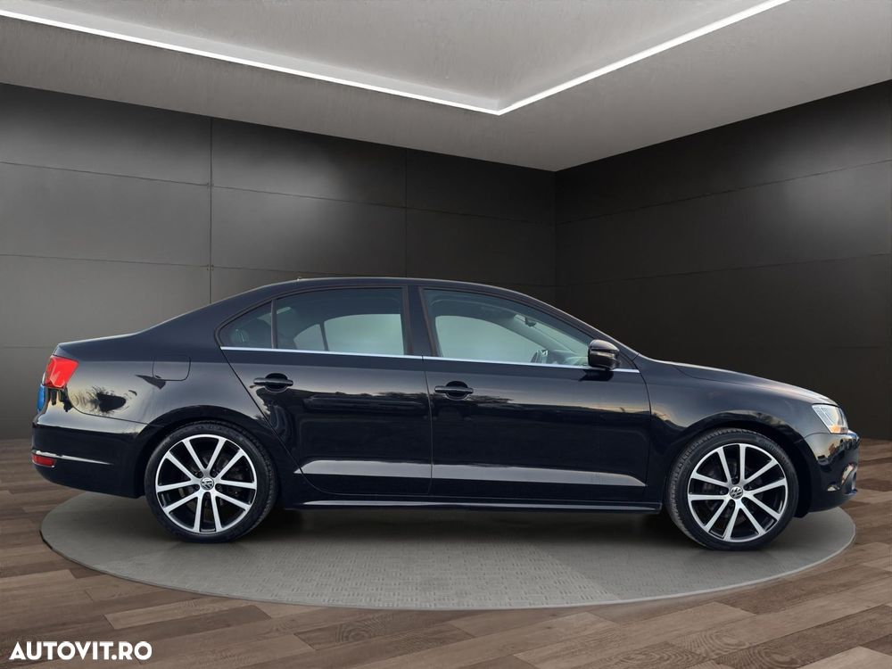 Volkswagen Jetta - 17