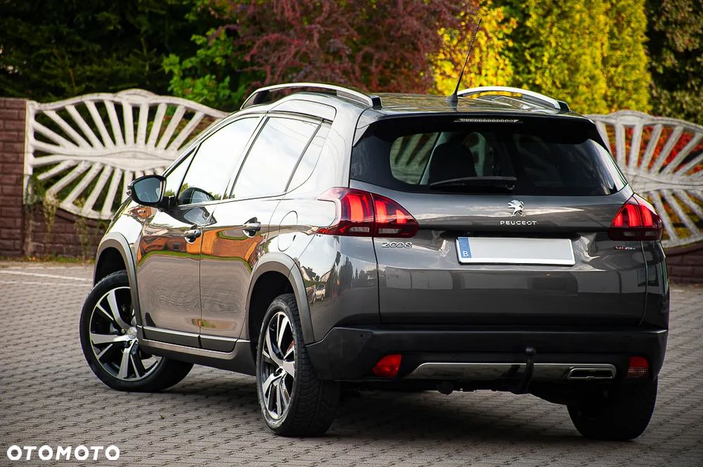 Peugeot 2008 PureTech 110 Stop&Start GT-Line Edition - 12