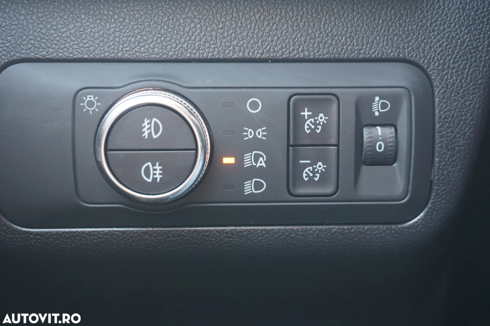 Ford Kuga - 16