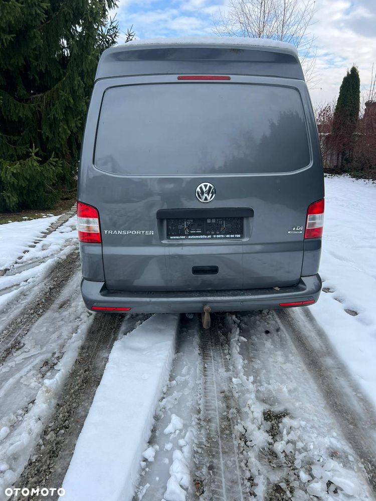 Volkswagen Transporter - 9
