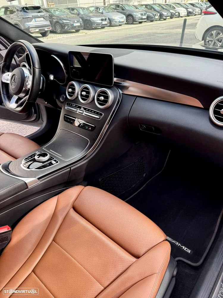 Mercedes-Benz C 300 de AMG Line - 12