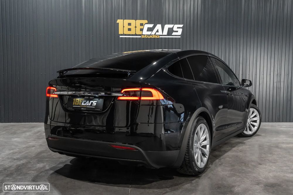 Tesla Model X 100D - 5