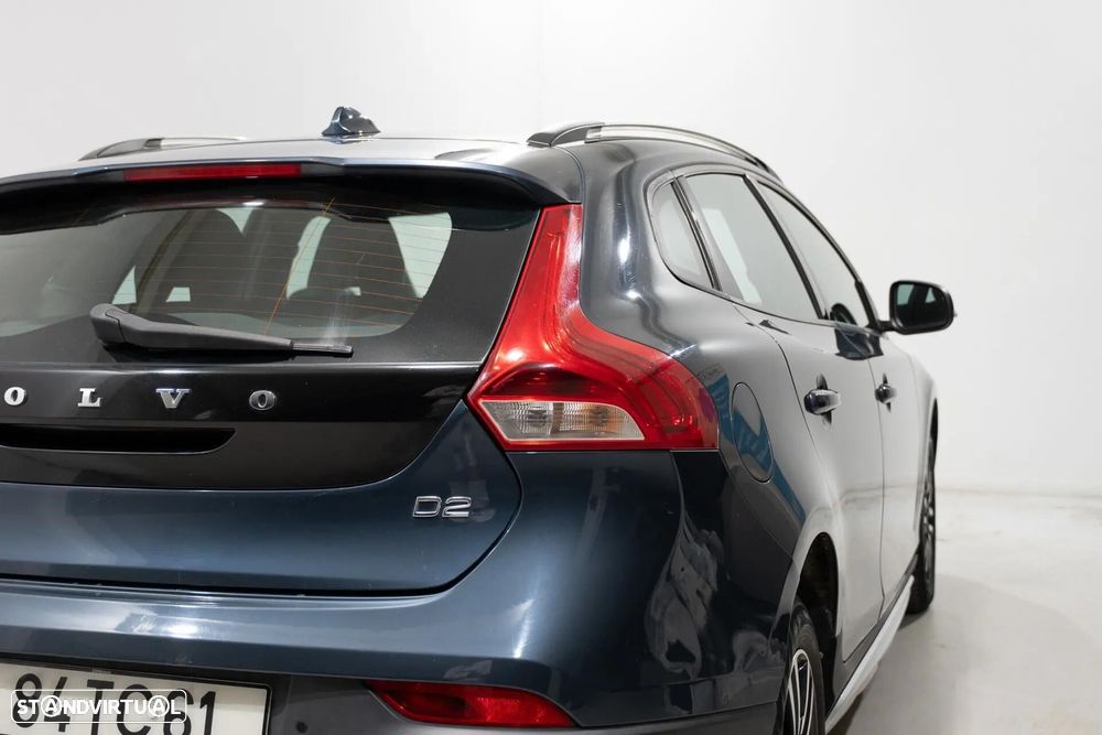 Volvo V40 Cross Country 2.0 D2 Momentum - 8